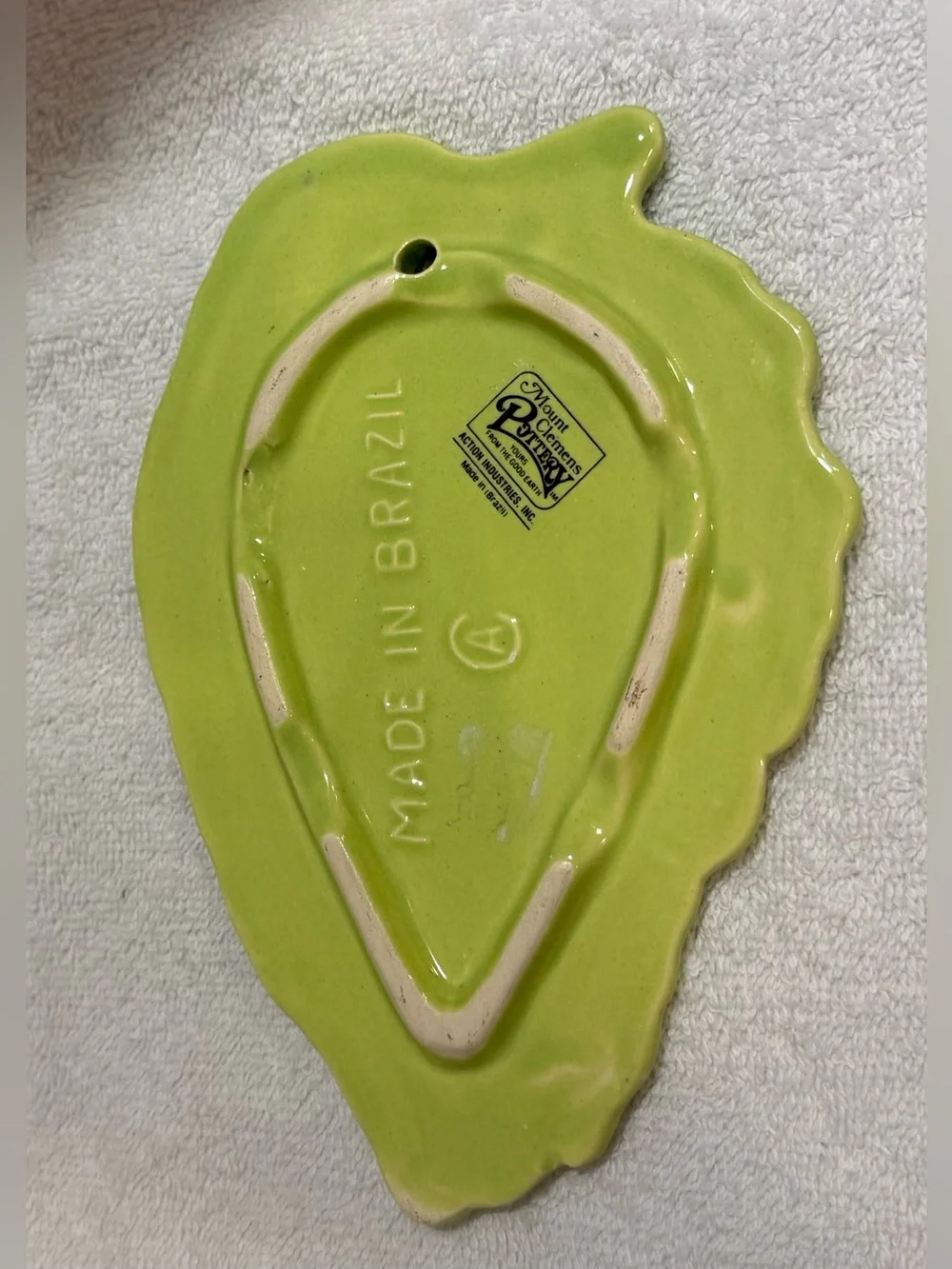 Vintage Green Grape Cluster Wall Hanging Or Serving Plate Made In Brazil